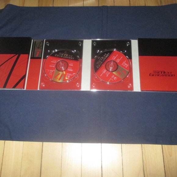 Star Trek The Next Generation: The Complete First Season (DVD, 2002, 7-Disc Set) - Picture 9 of 12